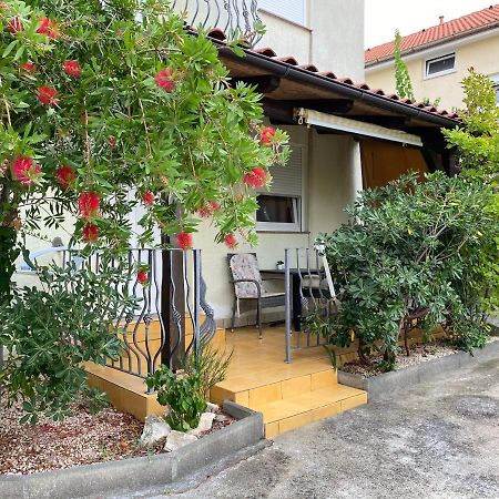 Apartment Lara Rab Town Exterior photo